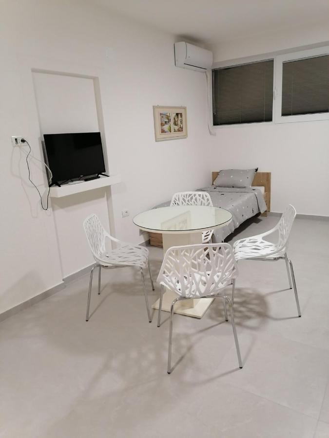 Prima Apartment